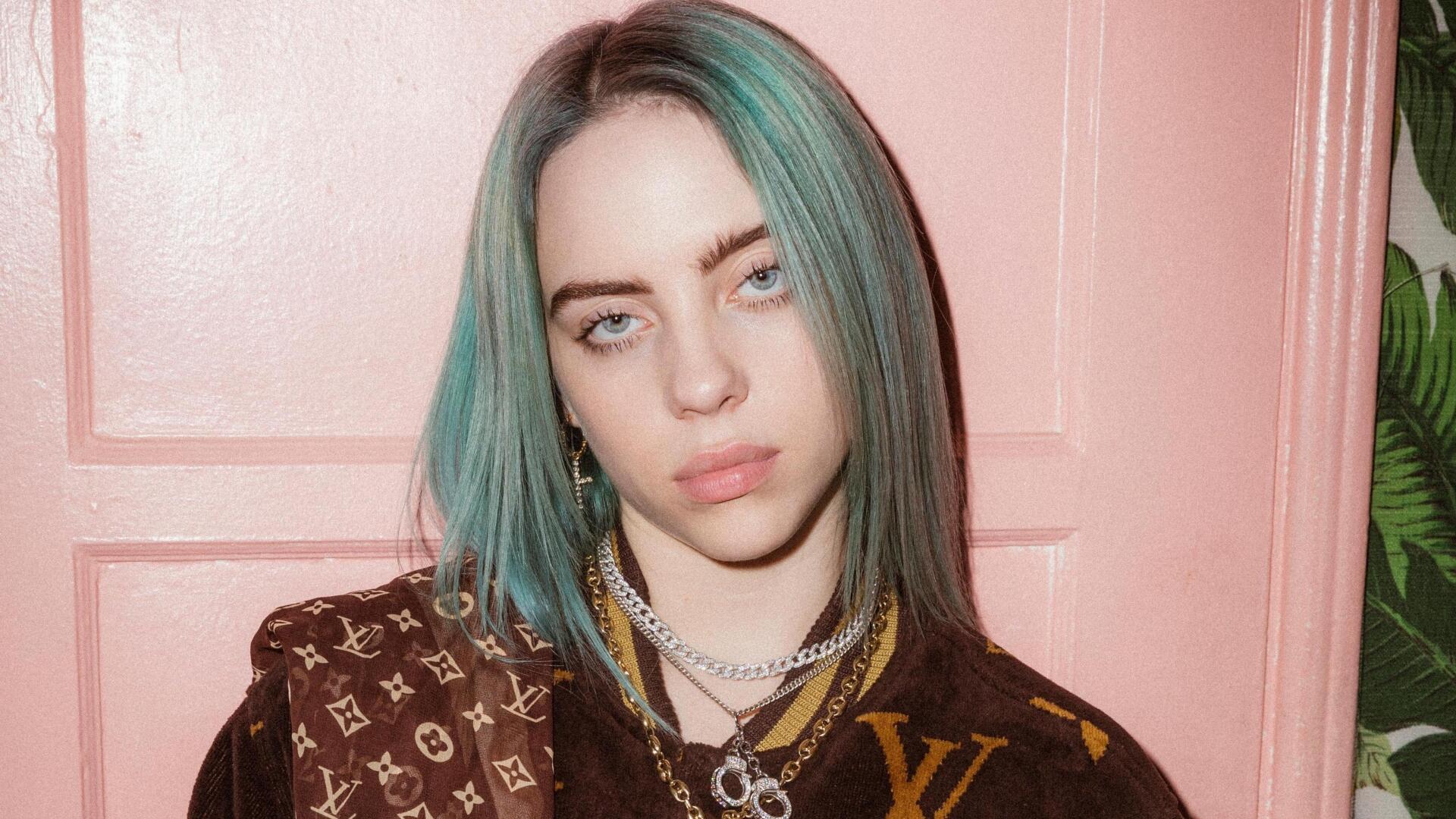 بيلي إيليش تنشر مقالًا مثيرًا ضد حملة All Lives Matter | البوابة